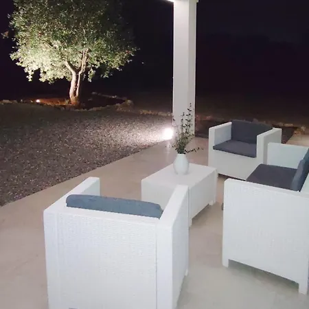 Villa Olive Trees House *